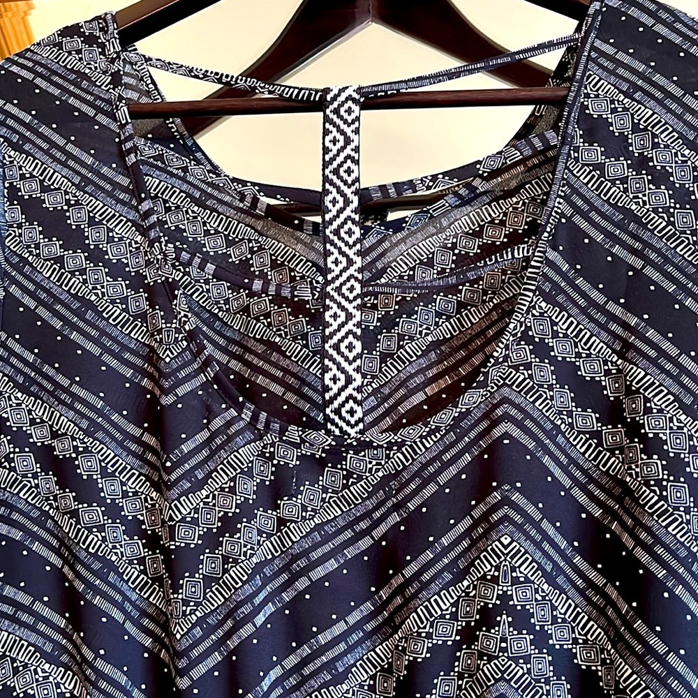 NWOT MAURICES LIGHT WEIGHT WRINKLE FREE FABRIC 3/4 SLEEVE SUMMER TOP SMALL - Picture 6 of 9